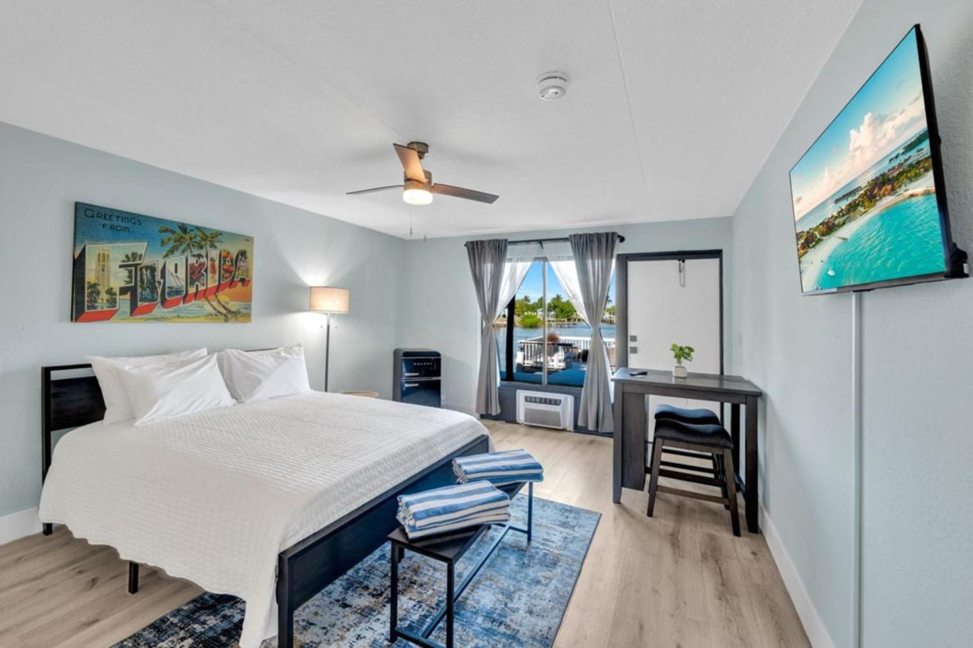 Waterfront - Isles Of Capri - Island Retreat - Marco Island - Naples Apartment Bagian luar foto